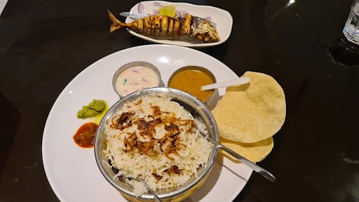 Swaadhisht