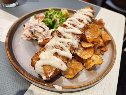 Big Fish Small Fish Cafe (Suntec City)