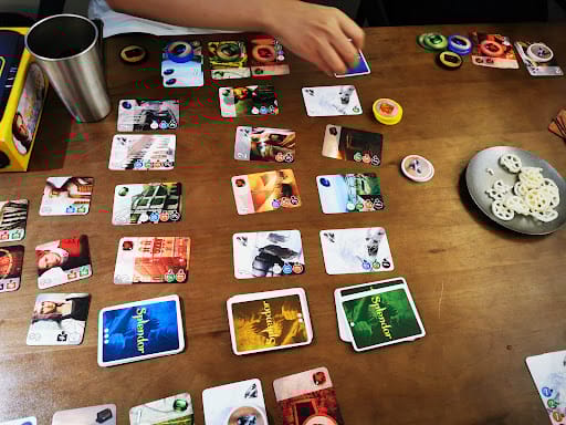 ME Cafe & Games