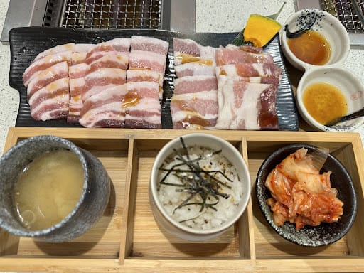 Amo Yakiniku 阿爅烧烤 (Bazuka）