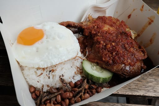 Nasi Lemak Ayam Taliwang - Singapore Management University