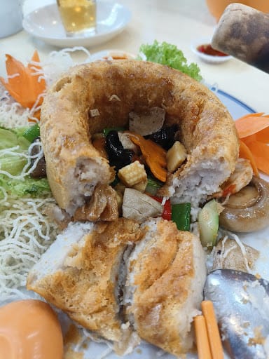 Lin Lin Vegetarian Delight 霖霖素食料理