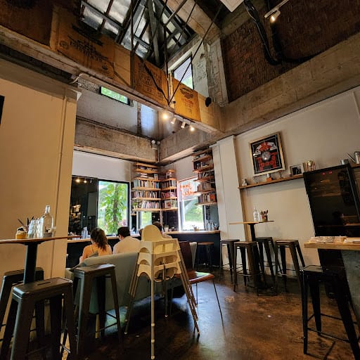 Jimmy Monkey Cafe & Bar