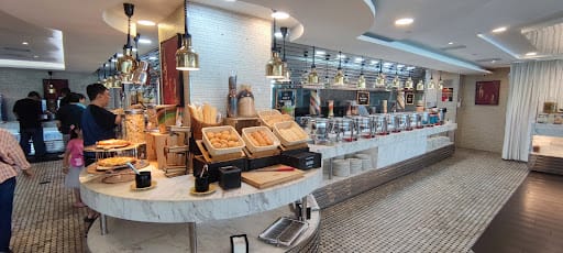 Royal Palm @ Orchid Country Club Restaurant