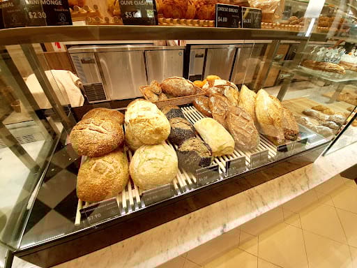 Maison Kayser (111 Somerset)