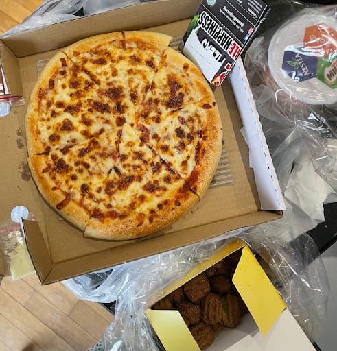 Canadian 2 For 1 Pizza (111 Somerset)