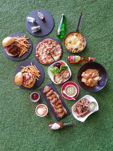 7th Heaven KTV and Cafe