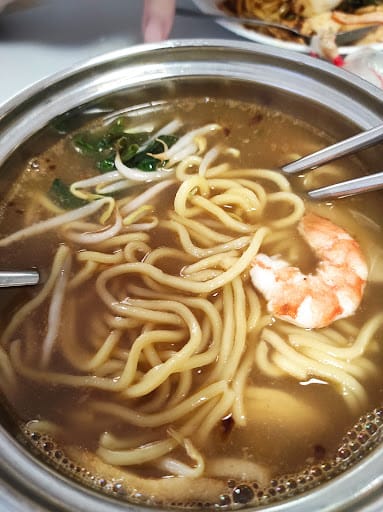 3 Sisters Prawn Noodle