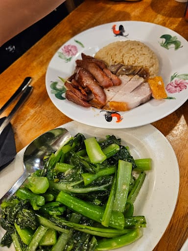 Wee Nam Kee Hainanese Chicken Rice Restaurant