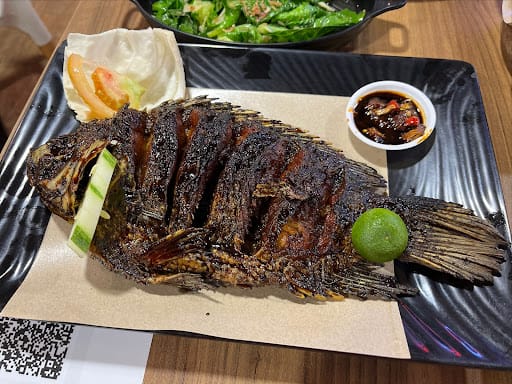 Ayam Penyet President - Century Square Tampines