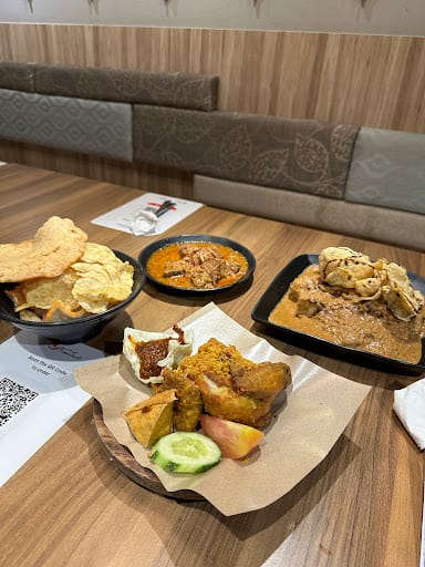 Ayam Penyet President - Century Square Tampines