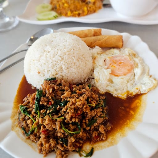 Diandin Leluk Thai Restaurant Pte Ltd