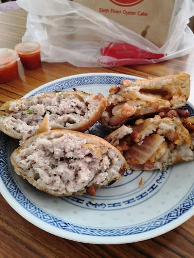 Sixth Floor Oyster Cake