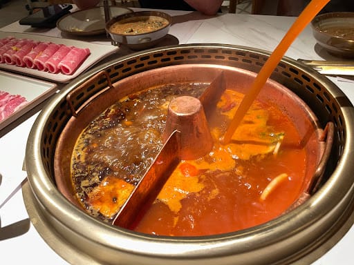Tong Xin Ru Yi Traditional Hot Pot