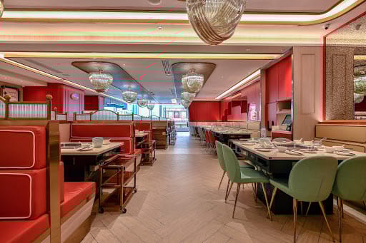 Beauty in The Pot at The Star Vista