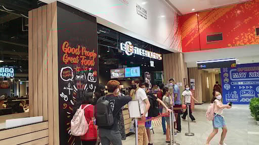 Eighteen Chefs AMK Hub