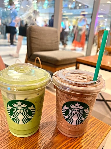 Starbucks (Westgate)