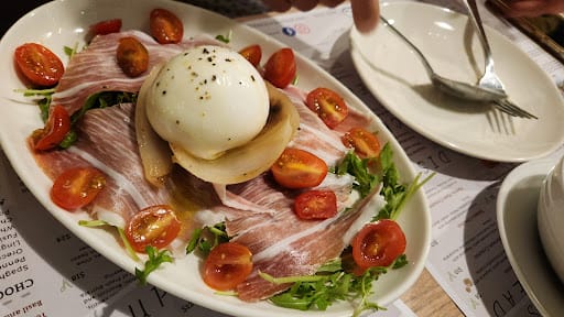 Burrata Joy & Gustavo Lapasta