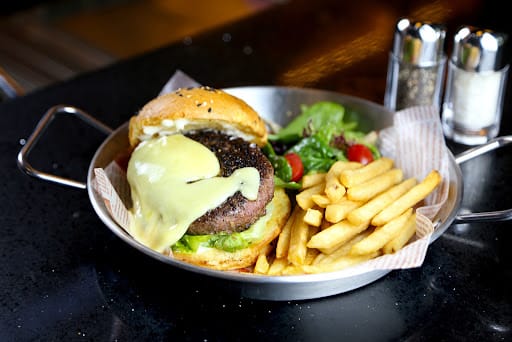 YC Dining & Bar | Western Restaurant Bar (Jem)