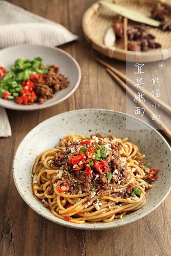 DIVINE CHIKEN POT westgate 好滋味鸡公煲