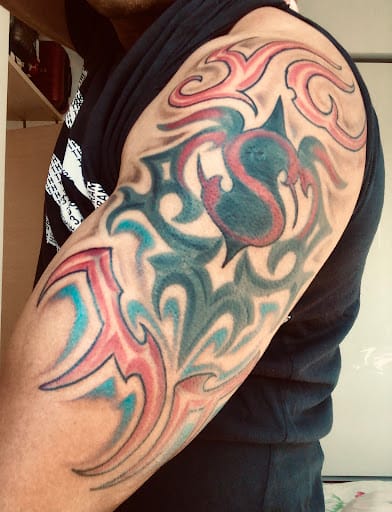 Black.Dot Tattoos Studio