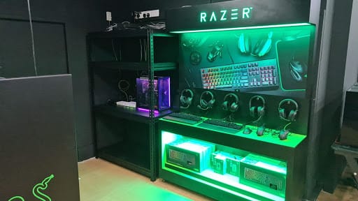 Clique Gaming Safra Jurong Cyber Cafe (LAN Shop)