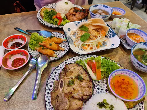 Mrs Pho Kitchen - 313@somerset