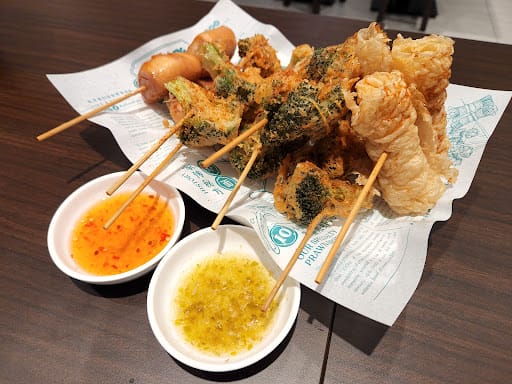 White Restaurant (Tampines Mall)