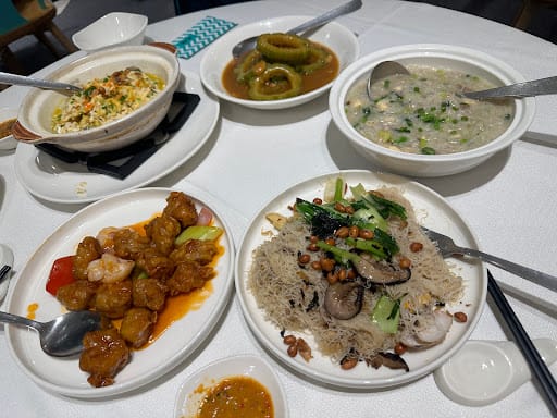 PUTIEN Tampines Mall