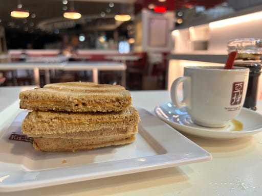 Ya Kun Family Cafe (Causeway Point)