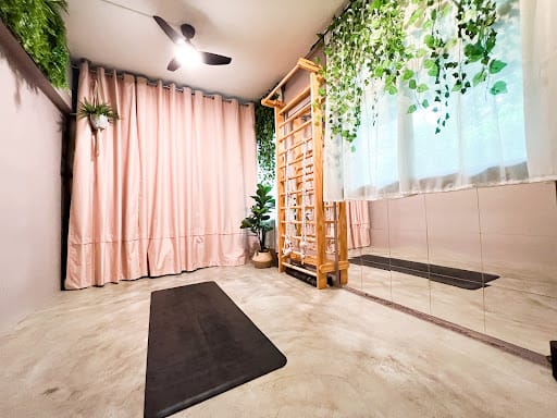 thebansheeyogini home yoga studio