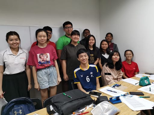 EduFirst Learning Centre (Yishun Northpoint) - English Math Chinese Science Tuition Centre Singapore