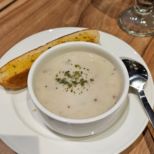 Buddy Hoagies Steak & Grill Restaurant (Rendezvous Hotel Singapore )