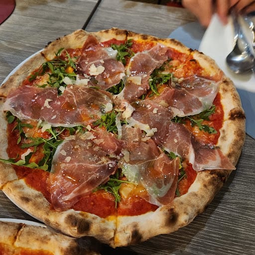 In Piazza Italian Restaurant & Pizzeria