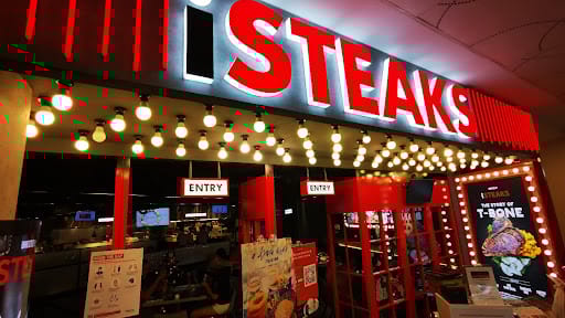 iSTEAKS @ Tampines 1