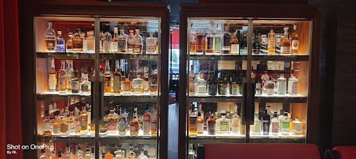 Whiskey Library & Jazz Club