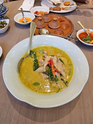 Yhingthai Palace Restaurant