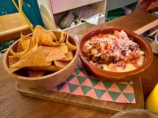 Super Loco Robertson Quay