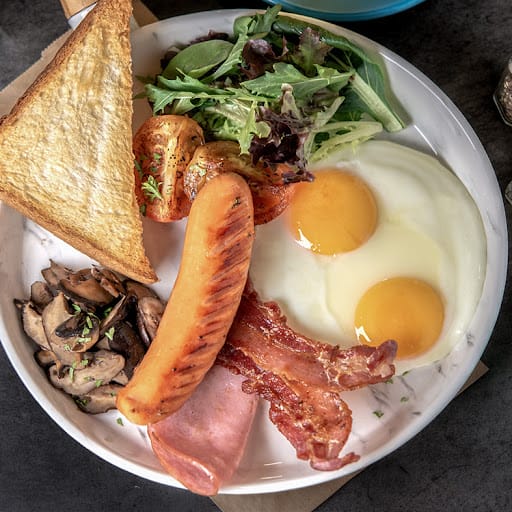 Ollie Kitchen & Bar (Orchard)