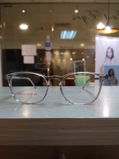 Just Eyes - Optometrists