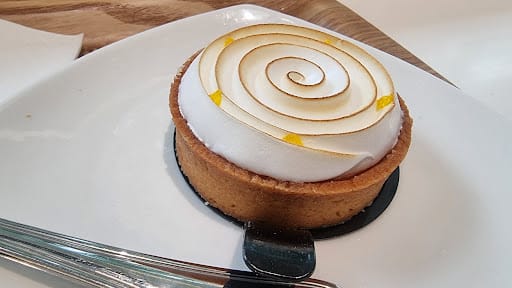 Maison Kayser (111 Somerset)