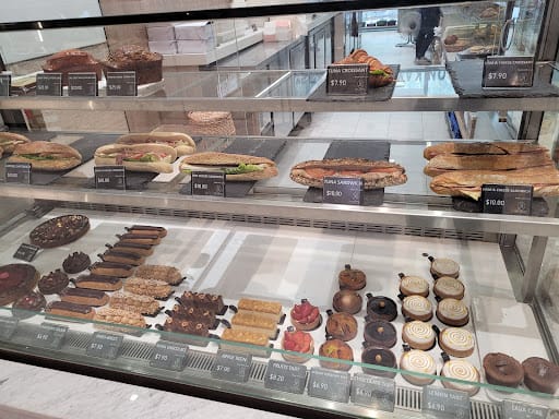 Maison Kayser (111 Somerset)