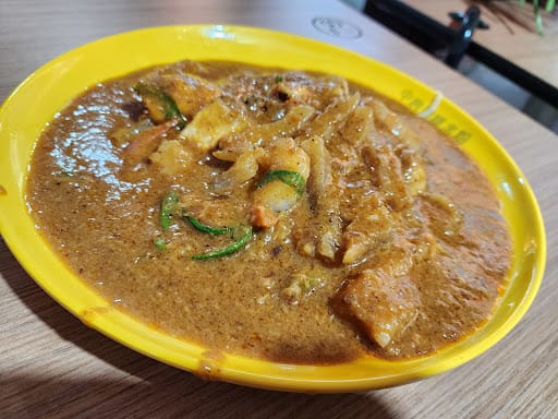 Centre Satay Beehoon