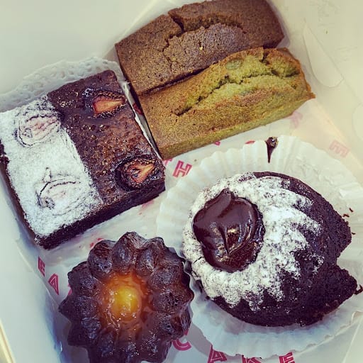 The Headless Baker 無 頭 師