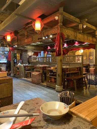 Xiao Long Kan Hotpot