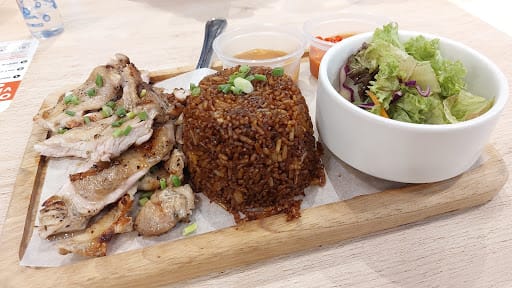 Eighteen Chefs AMK Hub