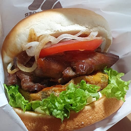 MOS Burger (Tampines)