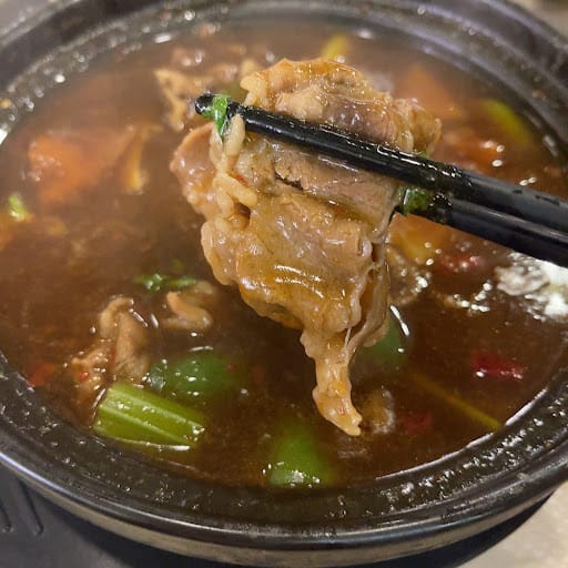 DIVINE CHIKEN POT westgate 好滋味鸡公煲