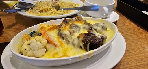 Eighteen Chefs Tampines Hub