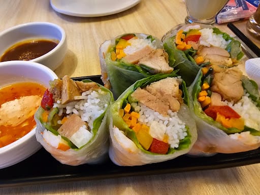 So Pho (Causeway Point)